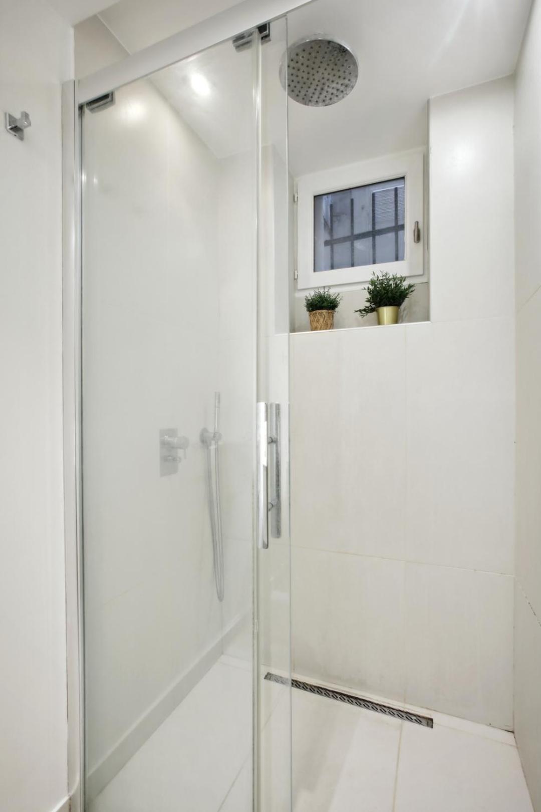 Bnbnook - Charming 1br In The Heart Of Saint-germain Appartement Parijs