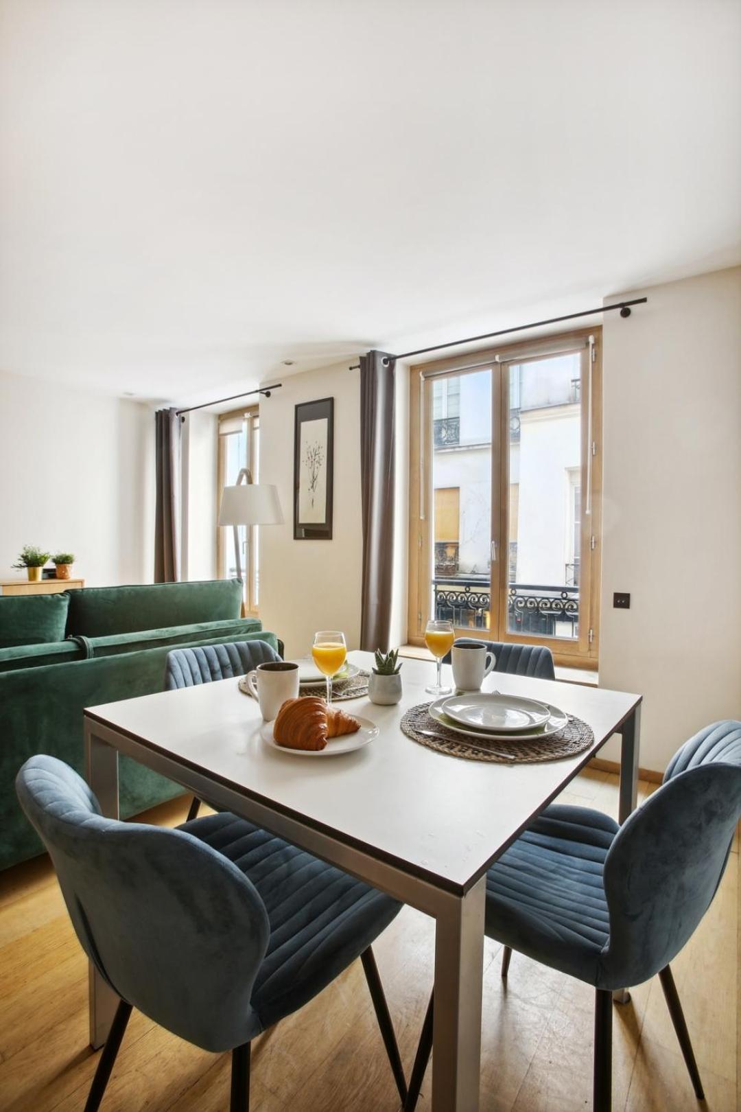 Bnbnook - Charming 1br In The Heart Of Saint-germain